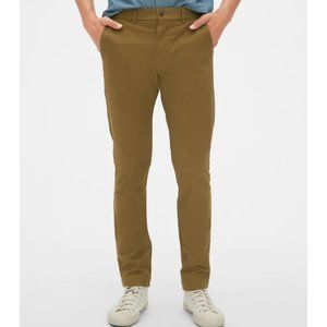 Modern Gap Khakis in Skinny Fit  31X30